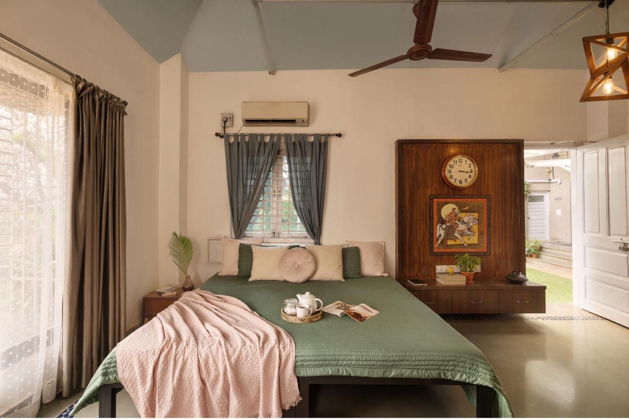 Stay Leisurely Peace Lily Cottage Jacuzzi 2Bhk, Karjat Exteriér fotografie